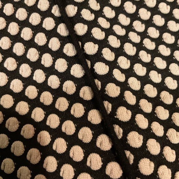 NWOT Weston black and white textured top with neckline cut-out details - Picture 8 of 8